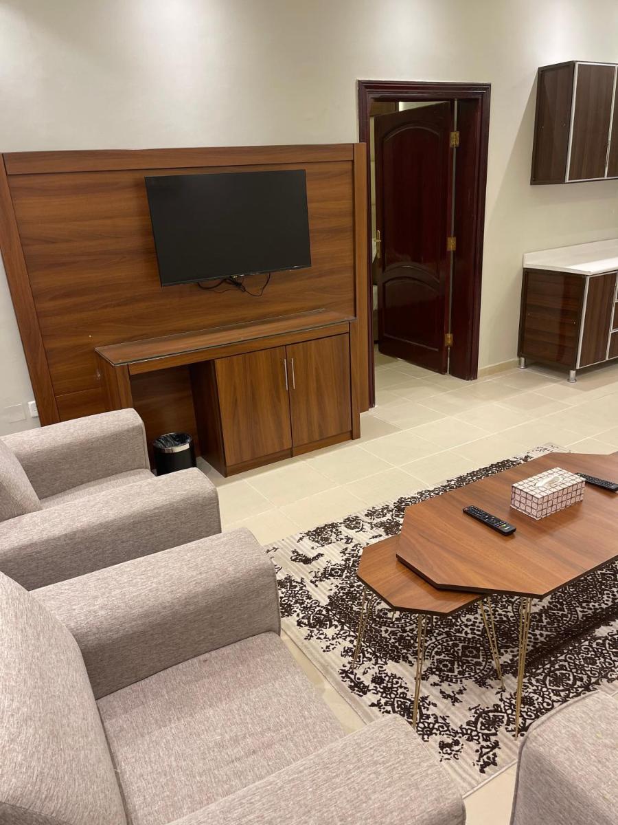 Rawaes Hotel - Housity