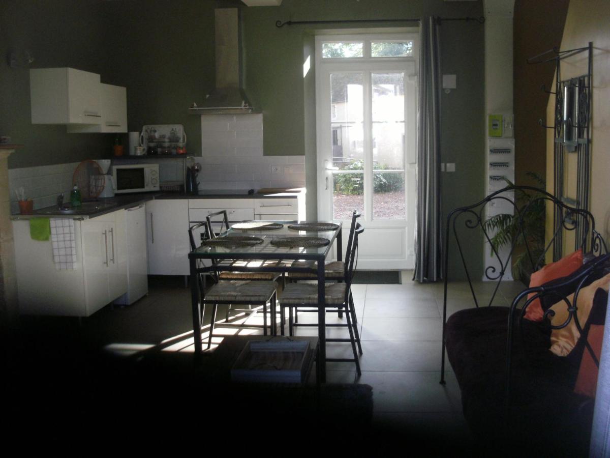 gite dans ancien corps de ferme - Housity