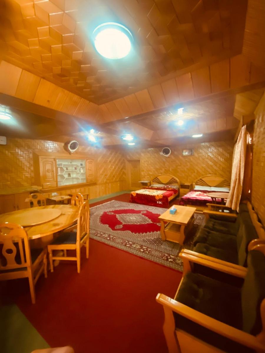 Suitetrails - Riverside Hotel Kalam