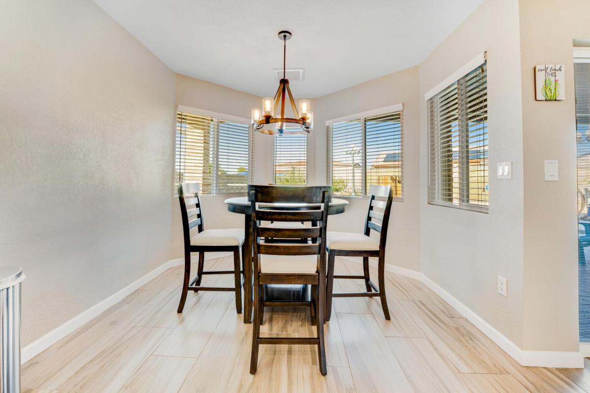 Peoria Paradise - Housity