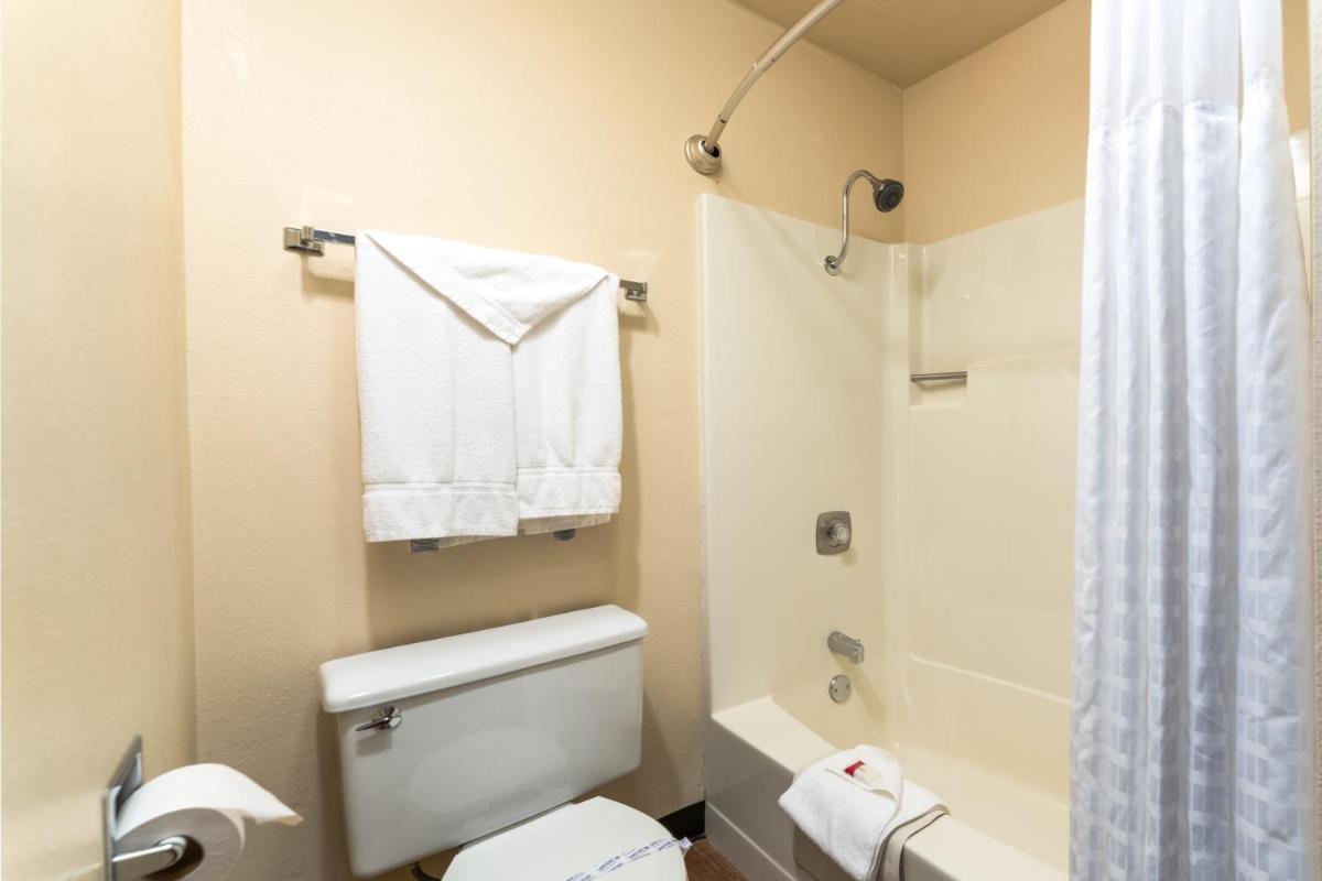 Yacinde at Wapato Point - Housity