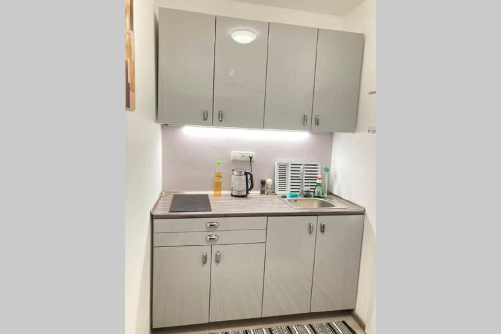 Suitetrails - Byt ve Vršovicích k pronajmutí - Cozy apartment Vršovice