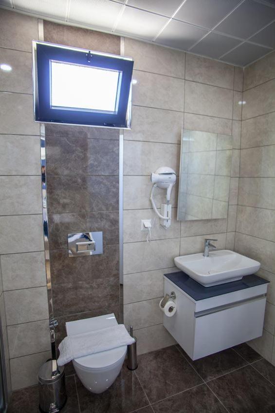 Demyra Boutique Hotel - Housity
