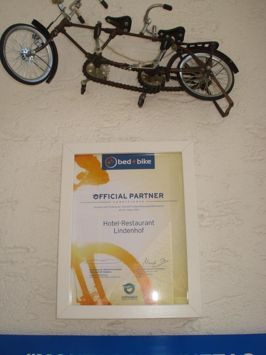 Charme - Hotel Lindenhof - Housity