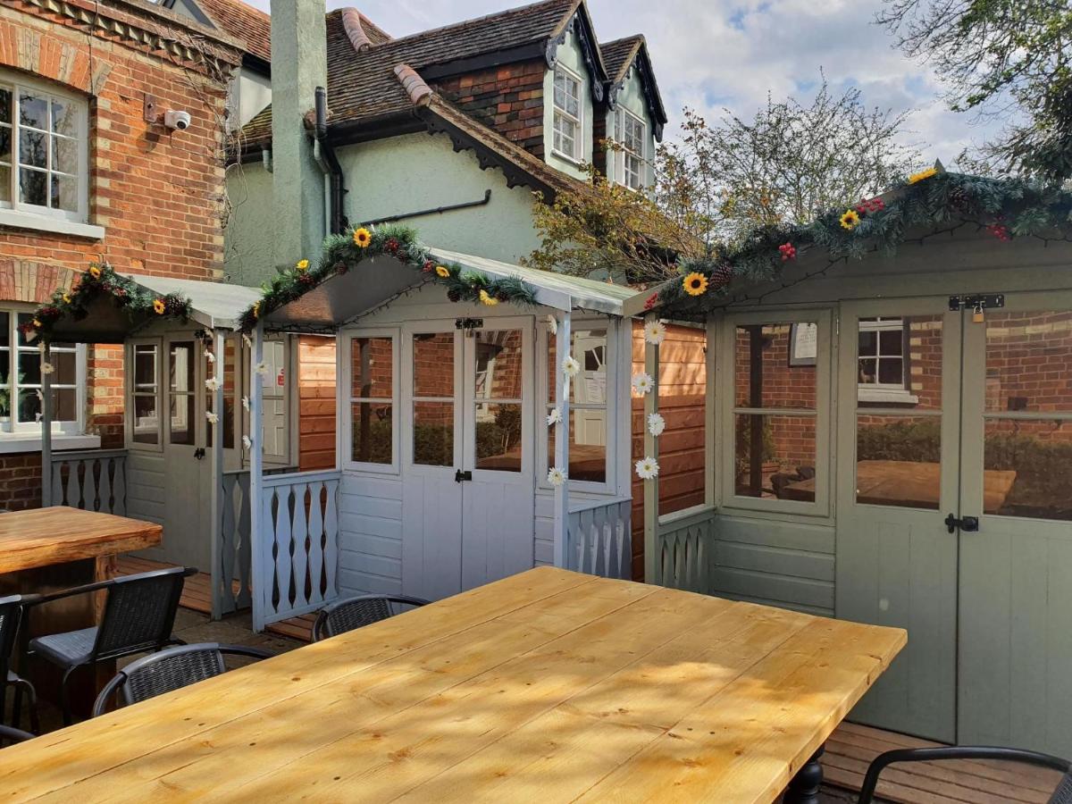The Cricketers Arms - Housity