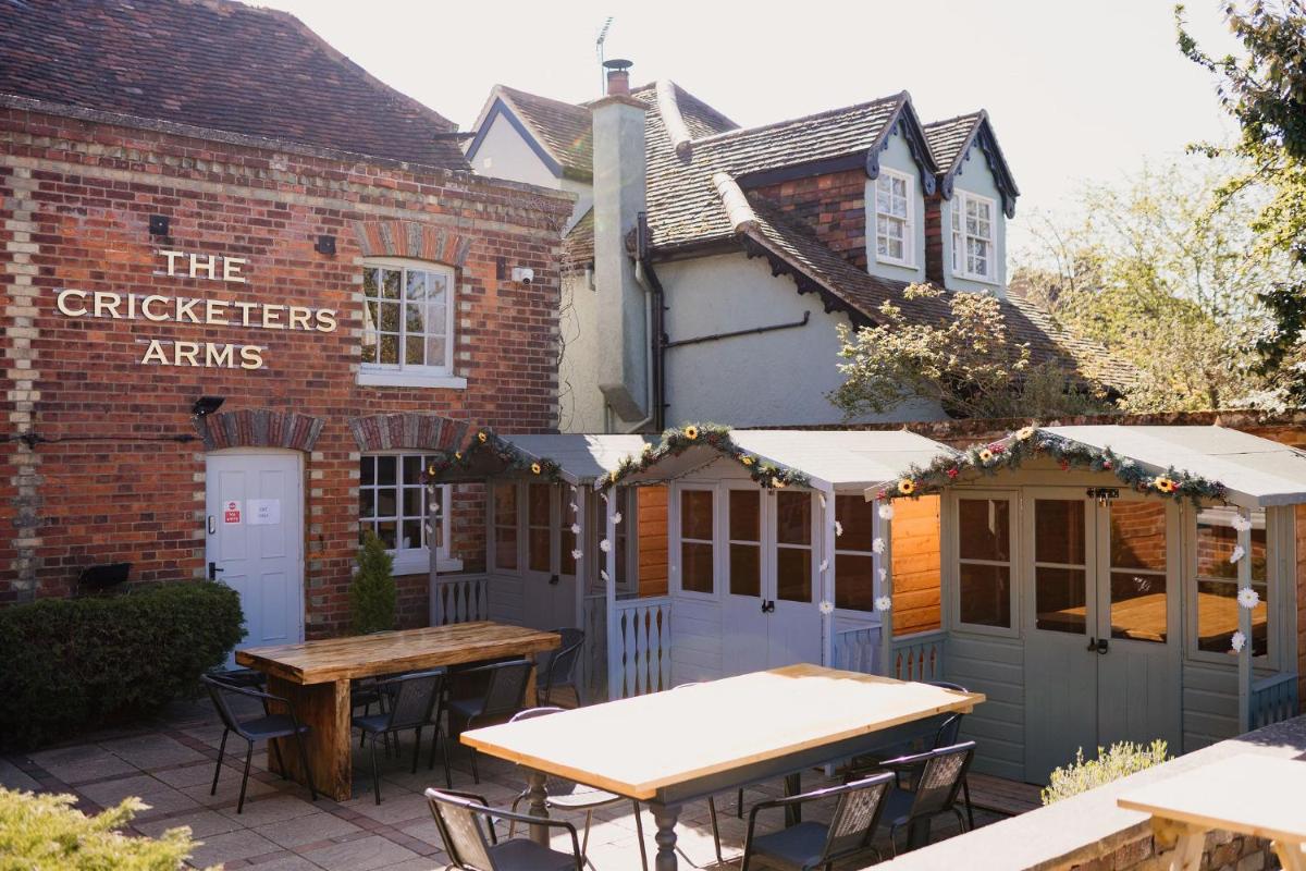 The Cricketers Arms - Housity