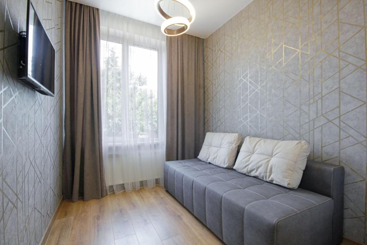 Solnechnaia arkadiia - Housity