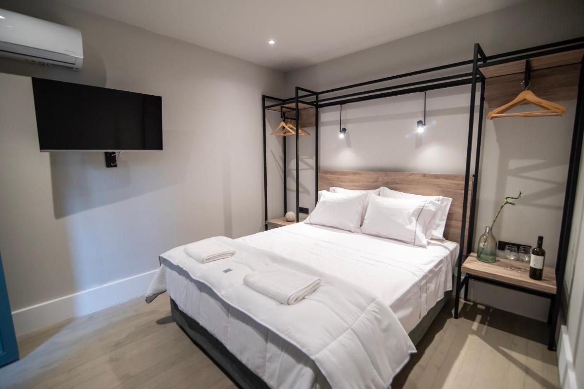 Acron Athens - Housity