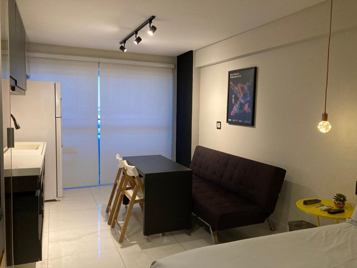 Studio Lux West Flat - Housity