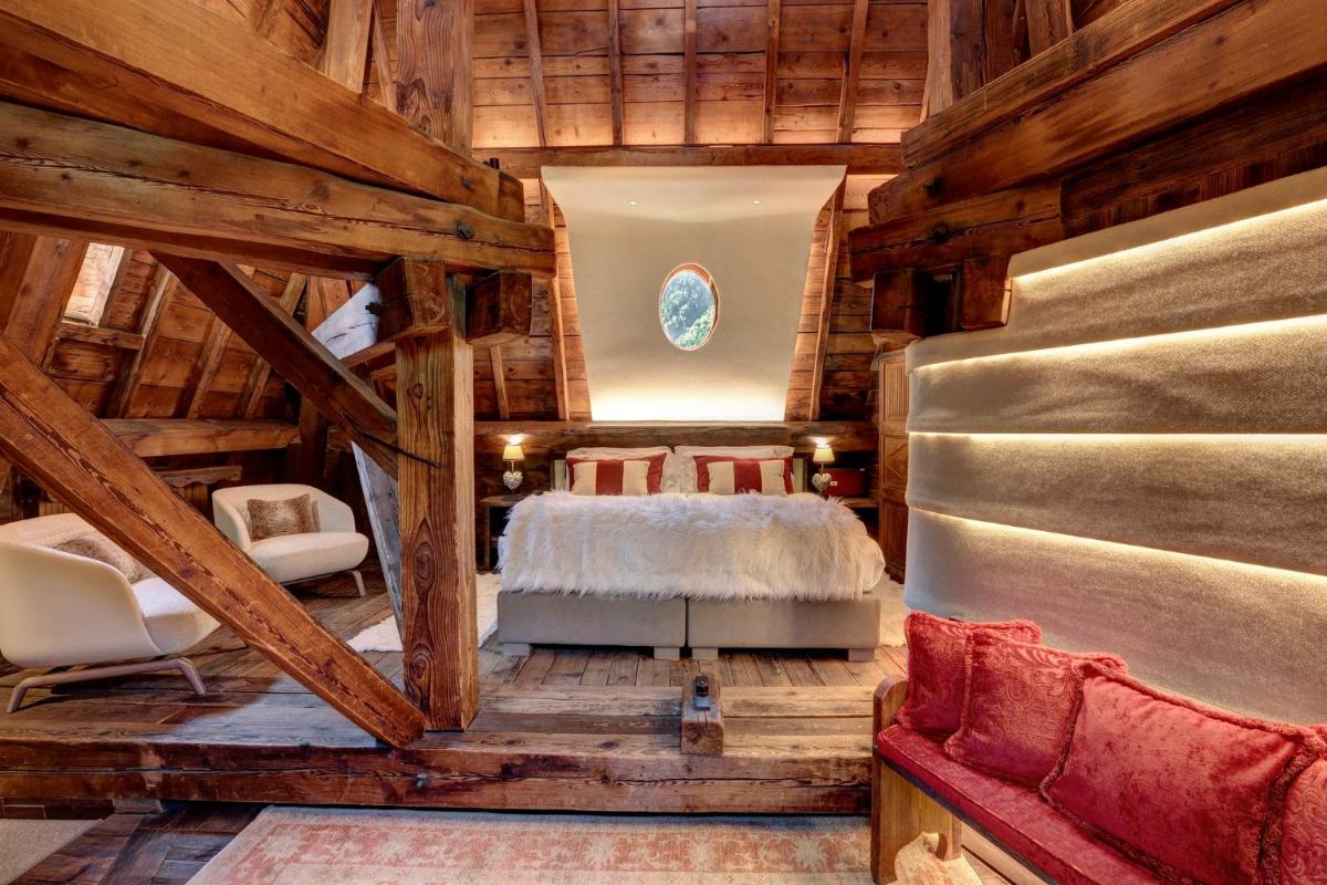Coin salon dans l'établissement Grand Hôtel des Alpes