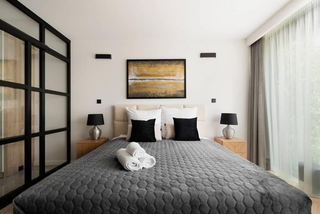 EASY RENT Apartments - GOLD 36 - Housity