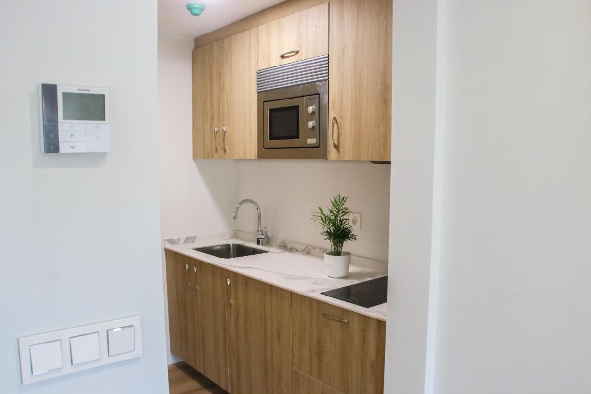 Apartamentos Mundaka Surf PLAZA - Housity