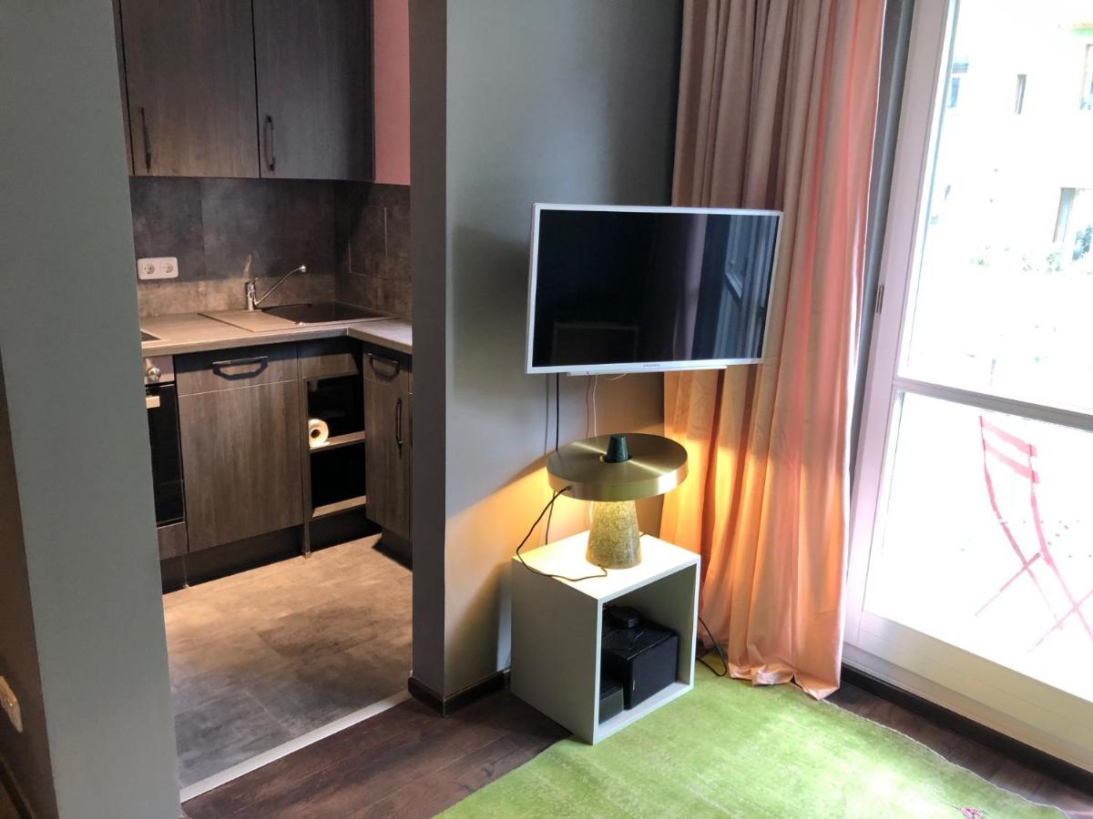 Studio Apartment in Dresden-Neustadt - Hizvo