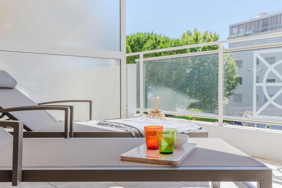 3-Room Apartment in Prestigious Residence - Housity
