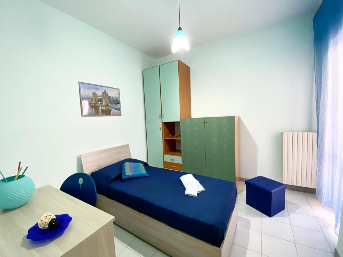 Morena House - Housity