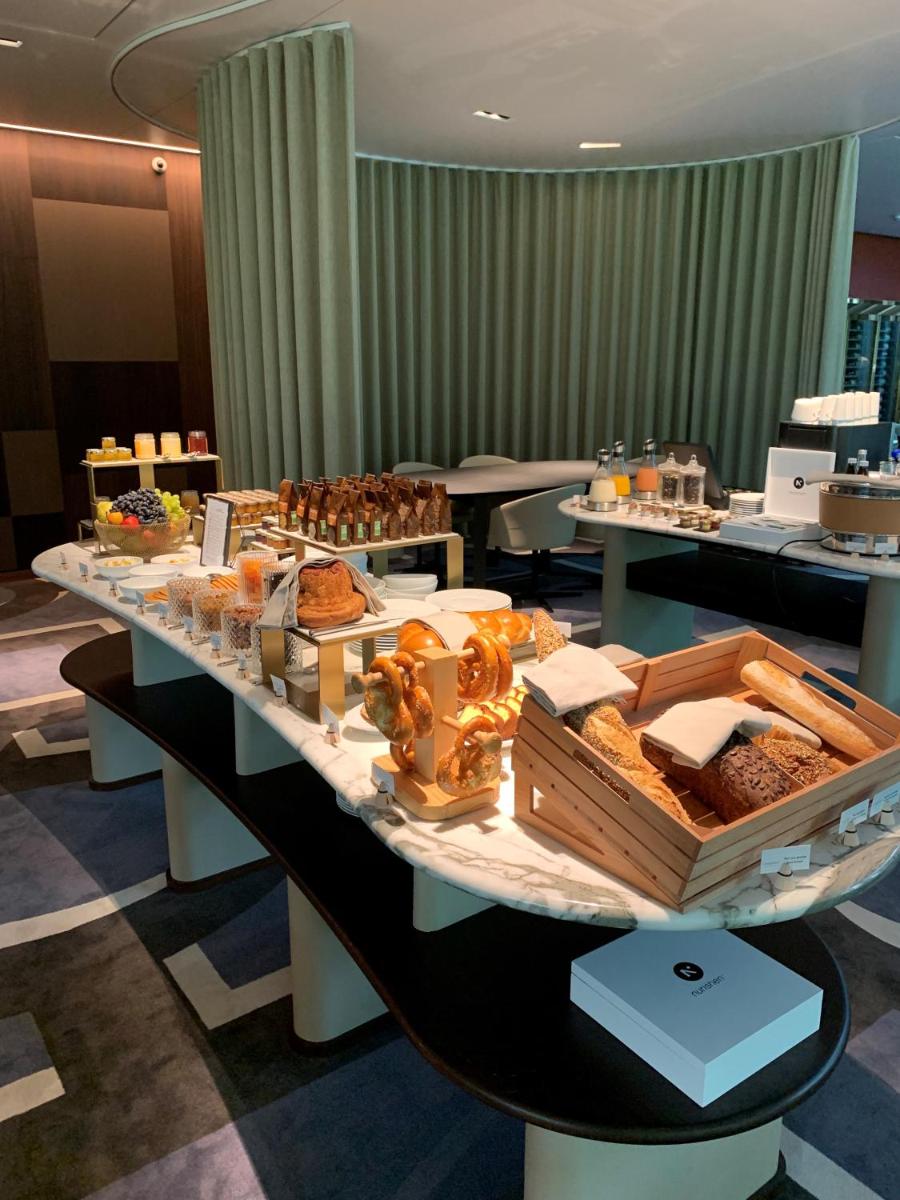 Nourriture dans l'hôtel ou à proximité