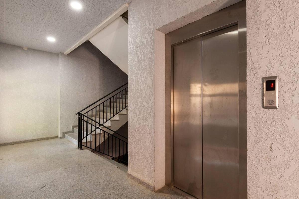 Veli group Apartment in Old City - Housity