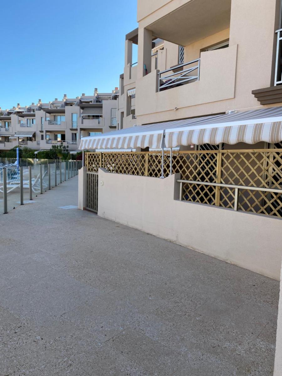 Tejita by the pool, 2min walk to sea - Housity