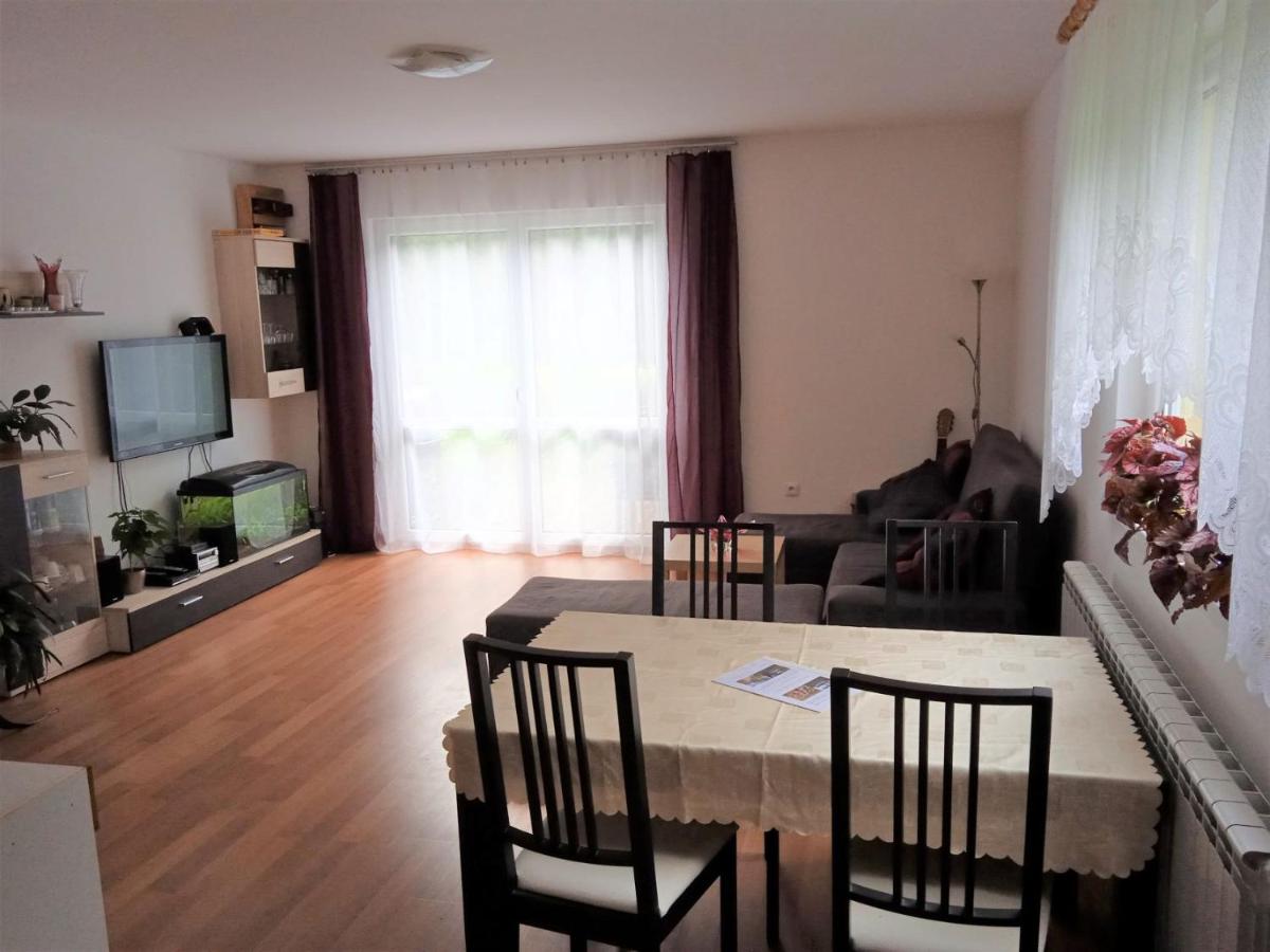 Apartmán Meduňková - Housity