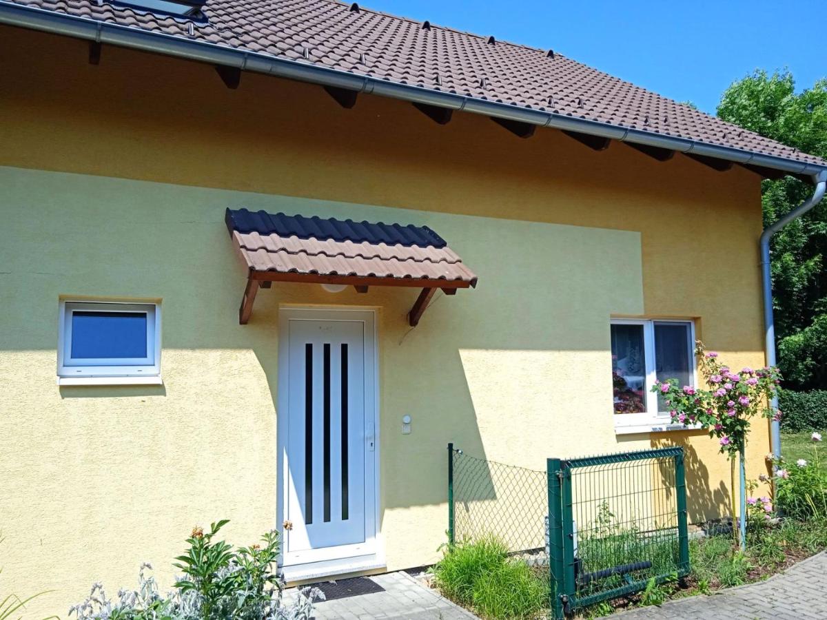 Apartmán Meduňková - Housity