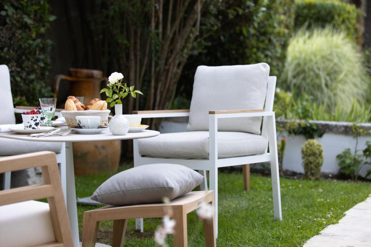 Jardin de l'établissement Villa Clarisse & Spa by Olivier Claire
