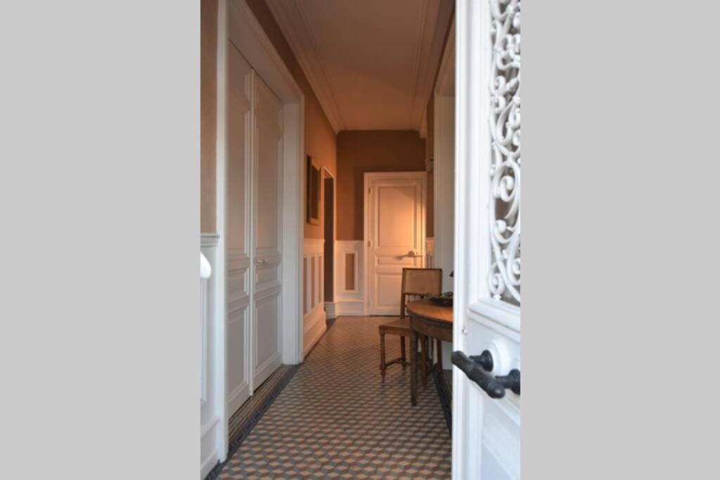 Rez-de-chaussée ARTHUR RIMBAUD - Housity