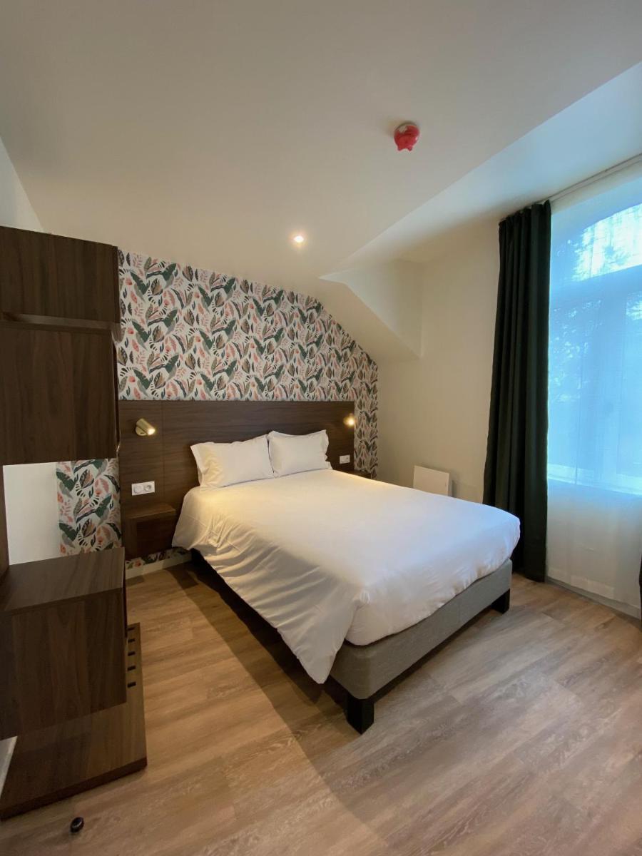 Mayrena Hotel Restaurant - Housity