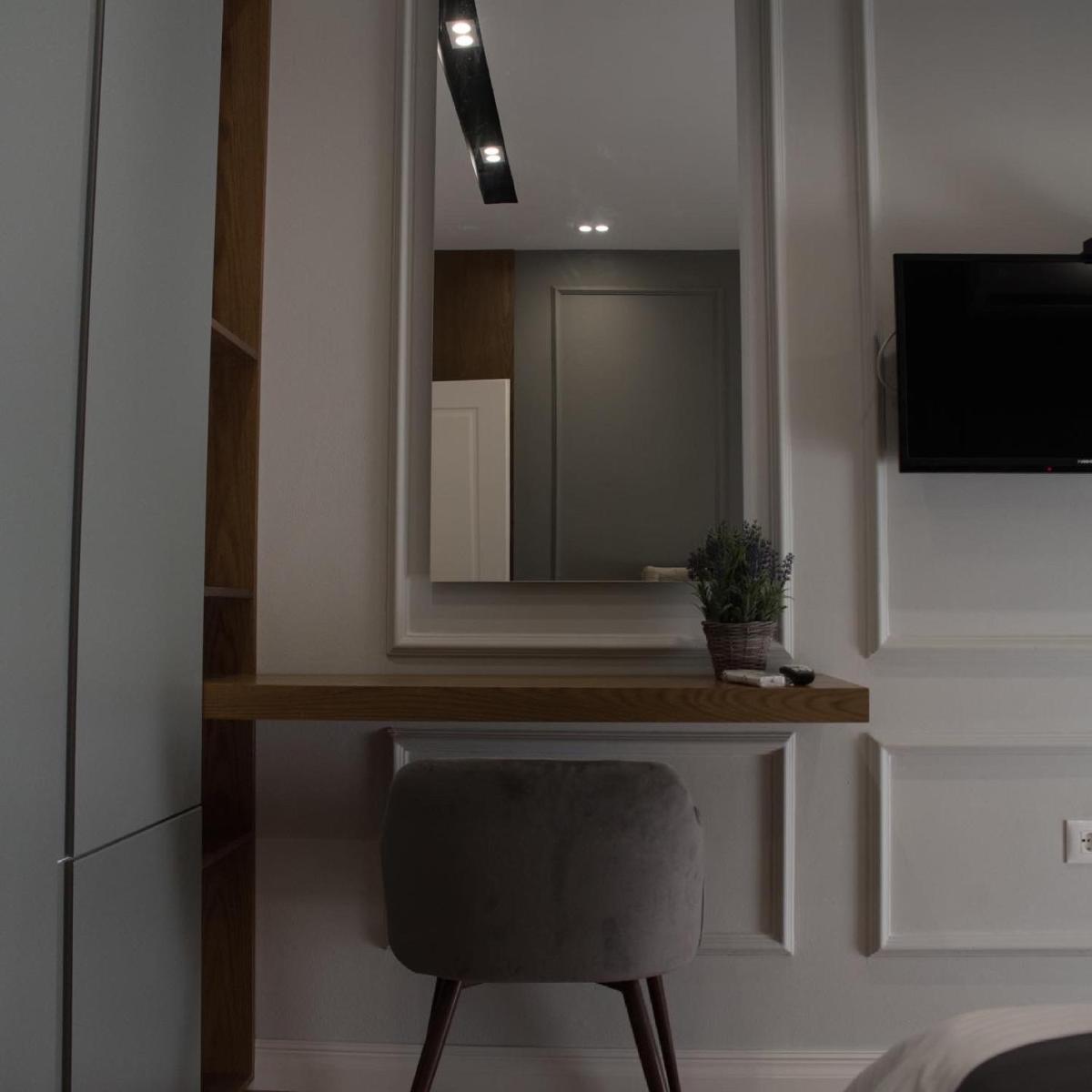 Panda apartament Korce - Housity