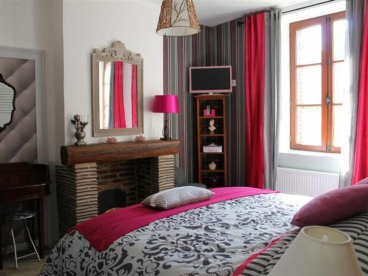 Gîte Dampierre-sur-Avre, 3 pièces, 4 personnes - FR-1-581-58 - Housity