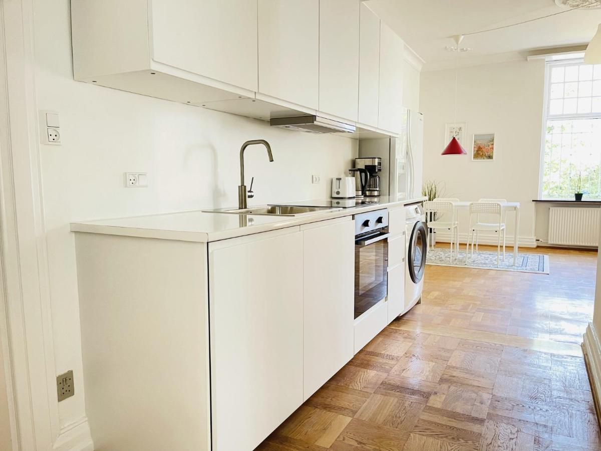 aday - Aalborg mansion - Open bright apartment with garden - Housity