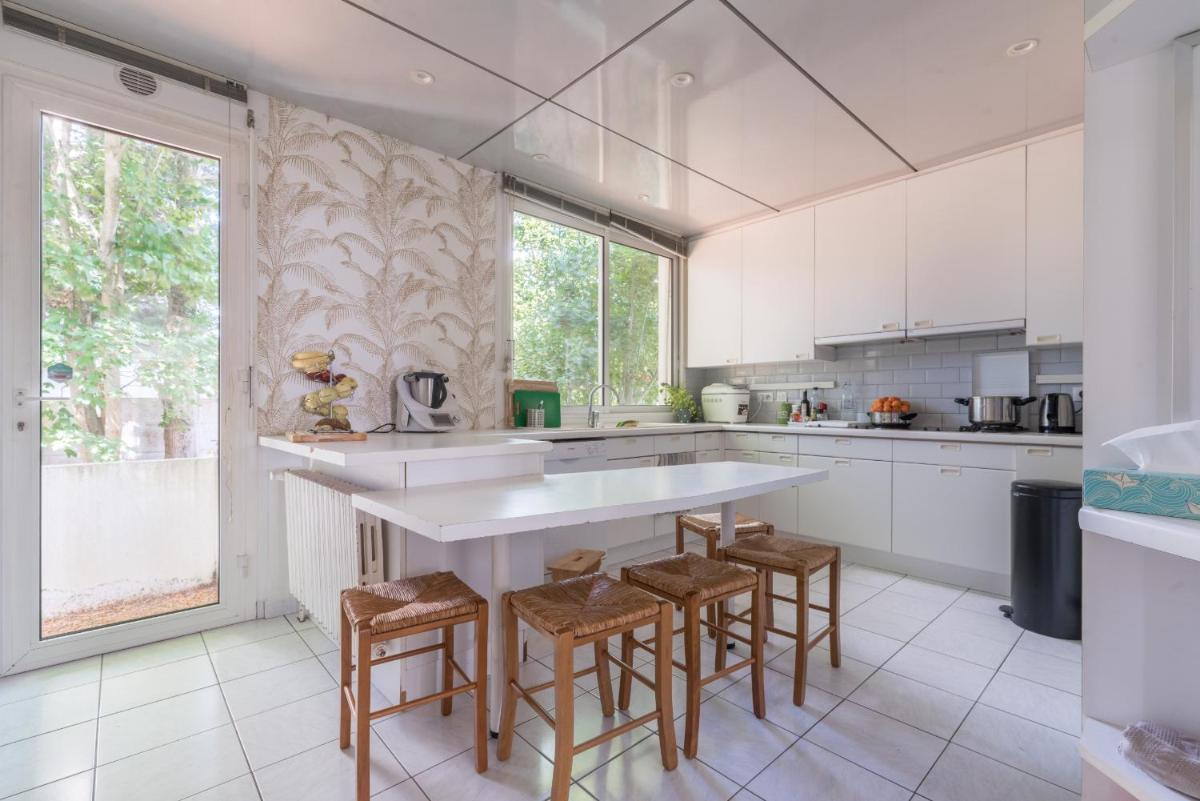 Magnifique maison 10p front de mer avec piscine - Housity