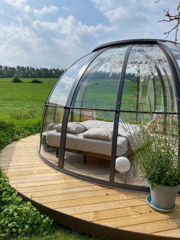 Au Clair de ma Bulle - Housity