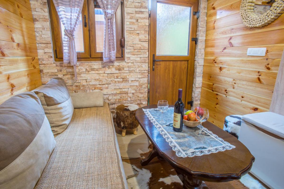 Lux Bungalow - Housity