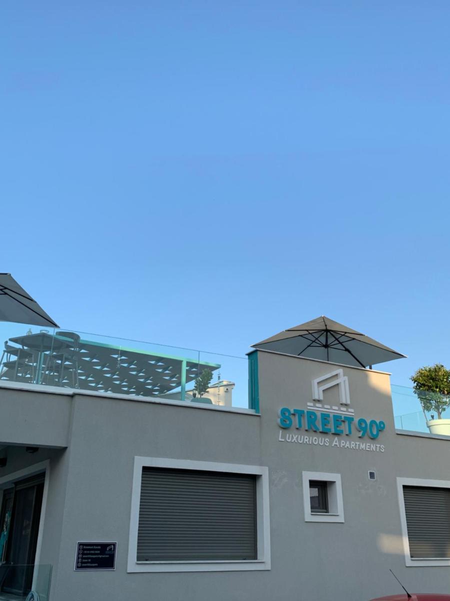 STREET 90 Lux Aparts - Housity