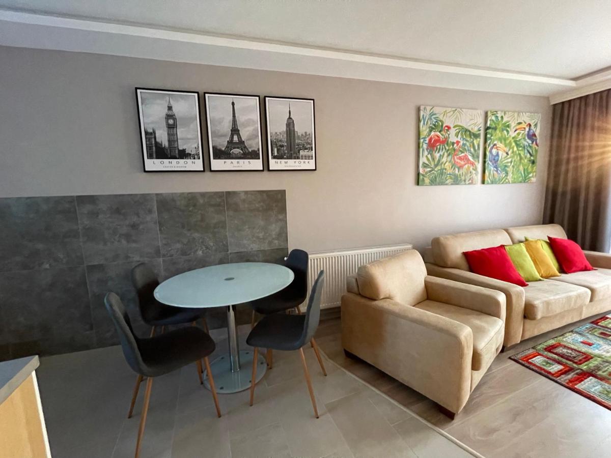 Suitetrails - Lara Lux Apartment