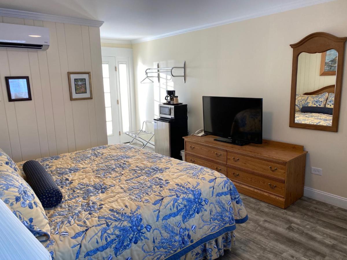 Colonial Gables Oceanfront Village - Housity