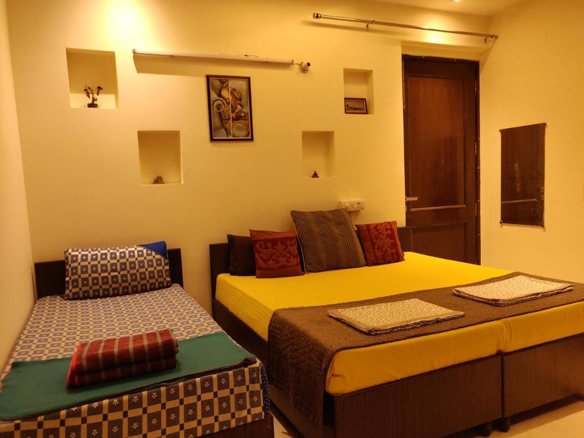 Pearl Premium Homes, Family BnB Guest-House - Housity