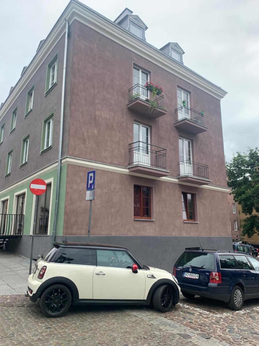 Stare Miasto#4 - Housity