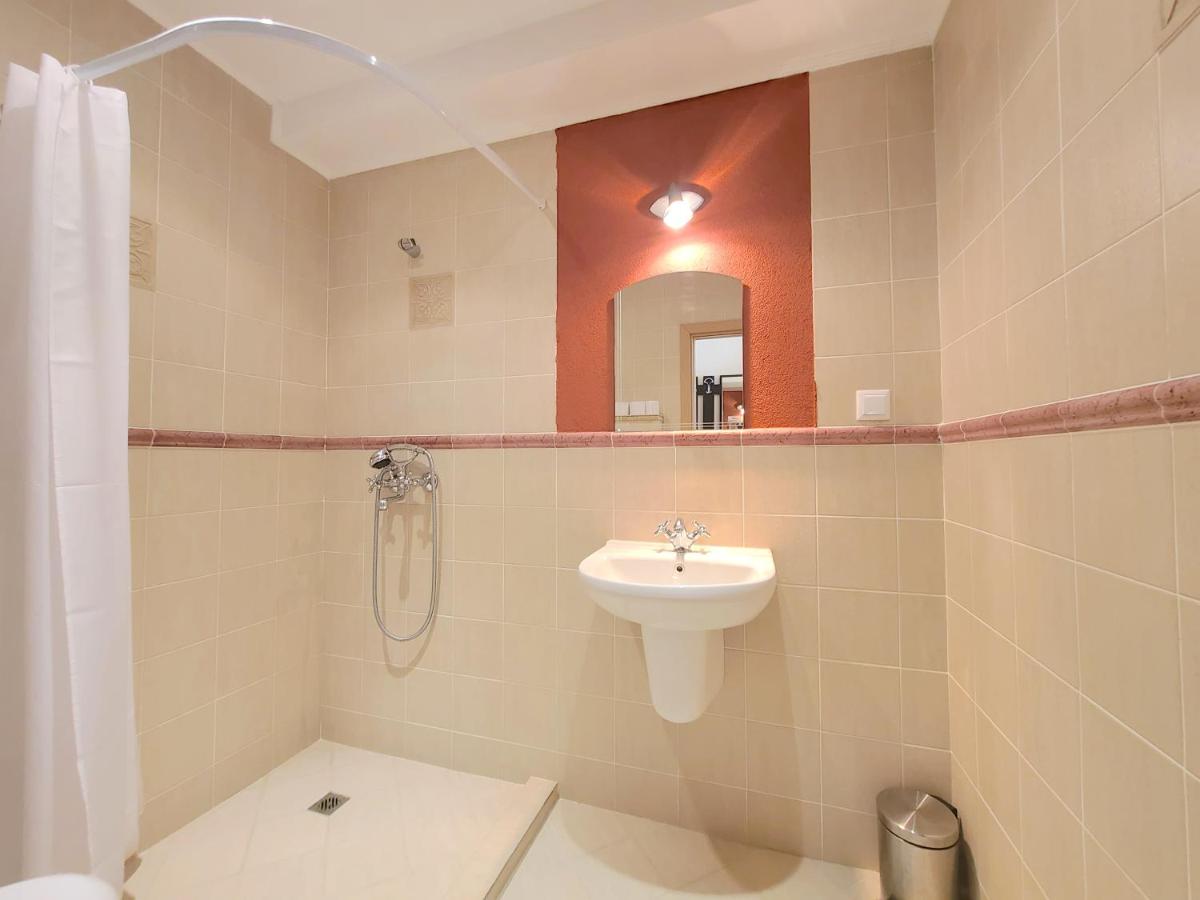Royal Bay 2 Residence - Private apartment - BSR - Hizvo