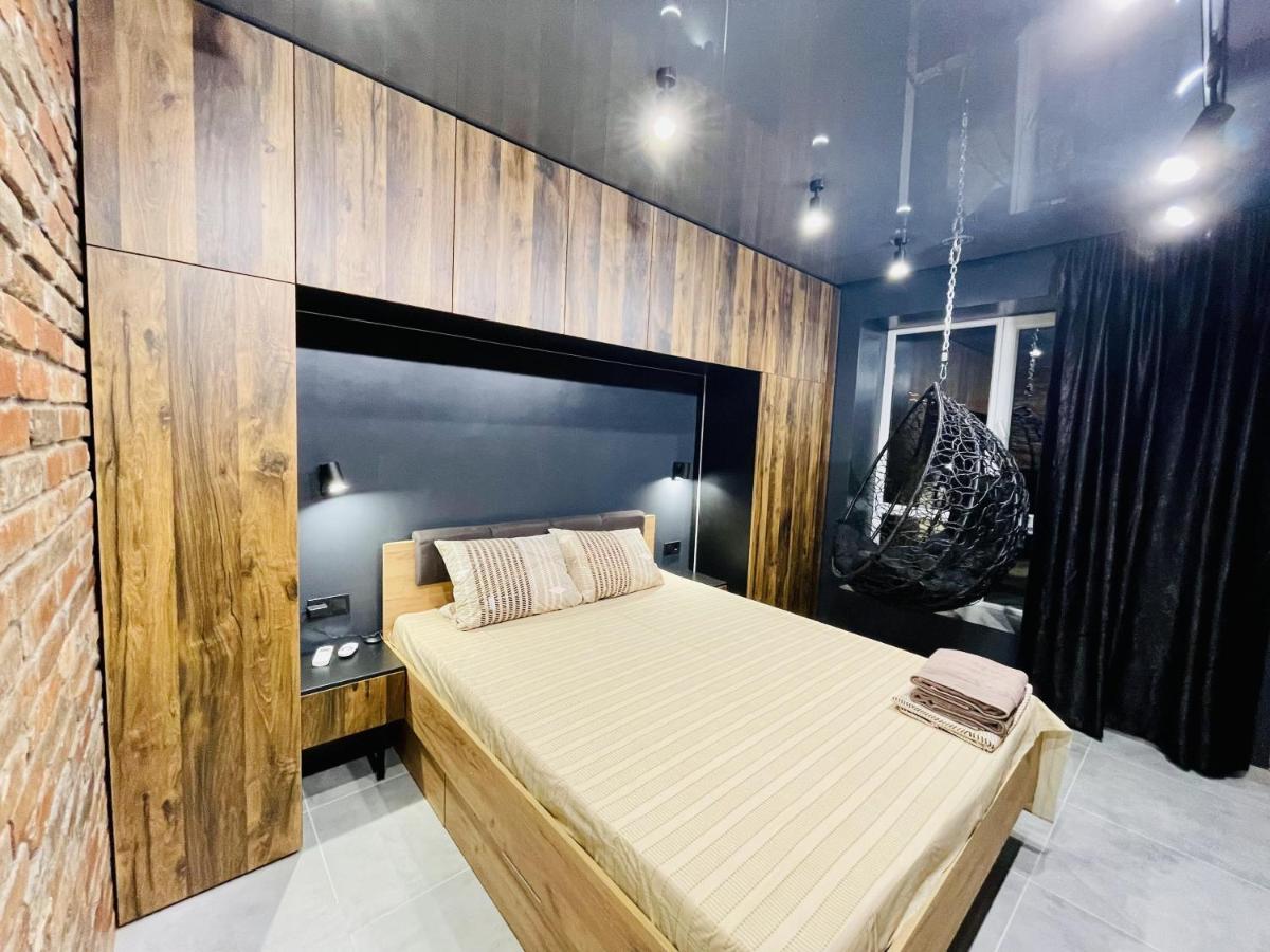 LOFT в RIVER PARK з джакузі - Housity