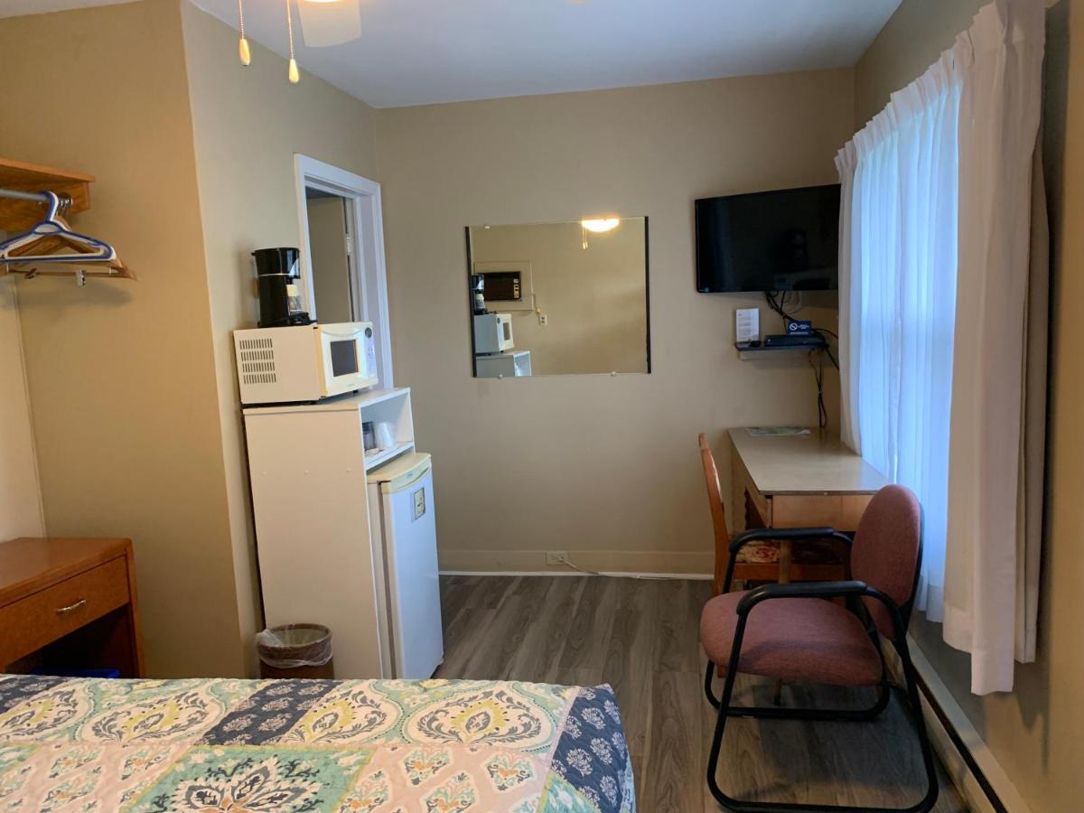 Dunlop Motel - Housity