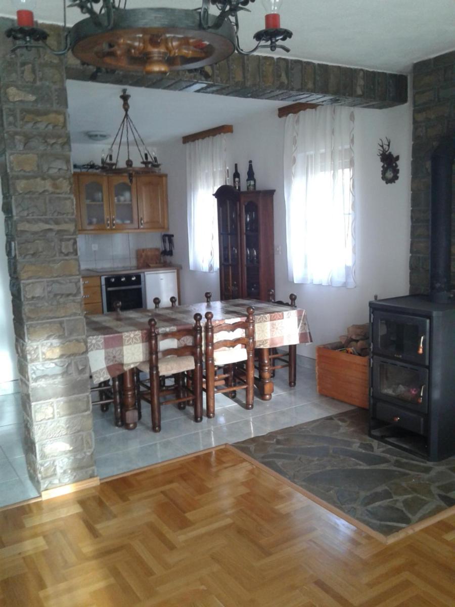 Vikendica Petar - Housity