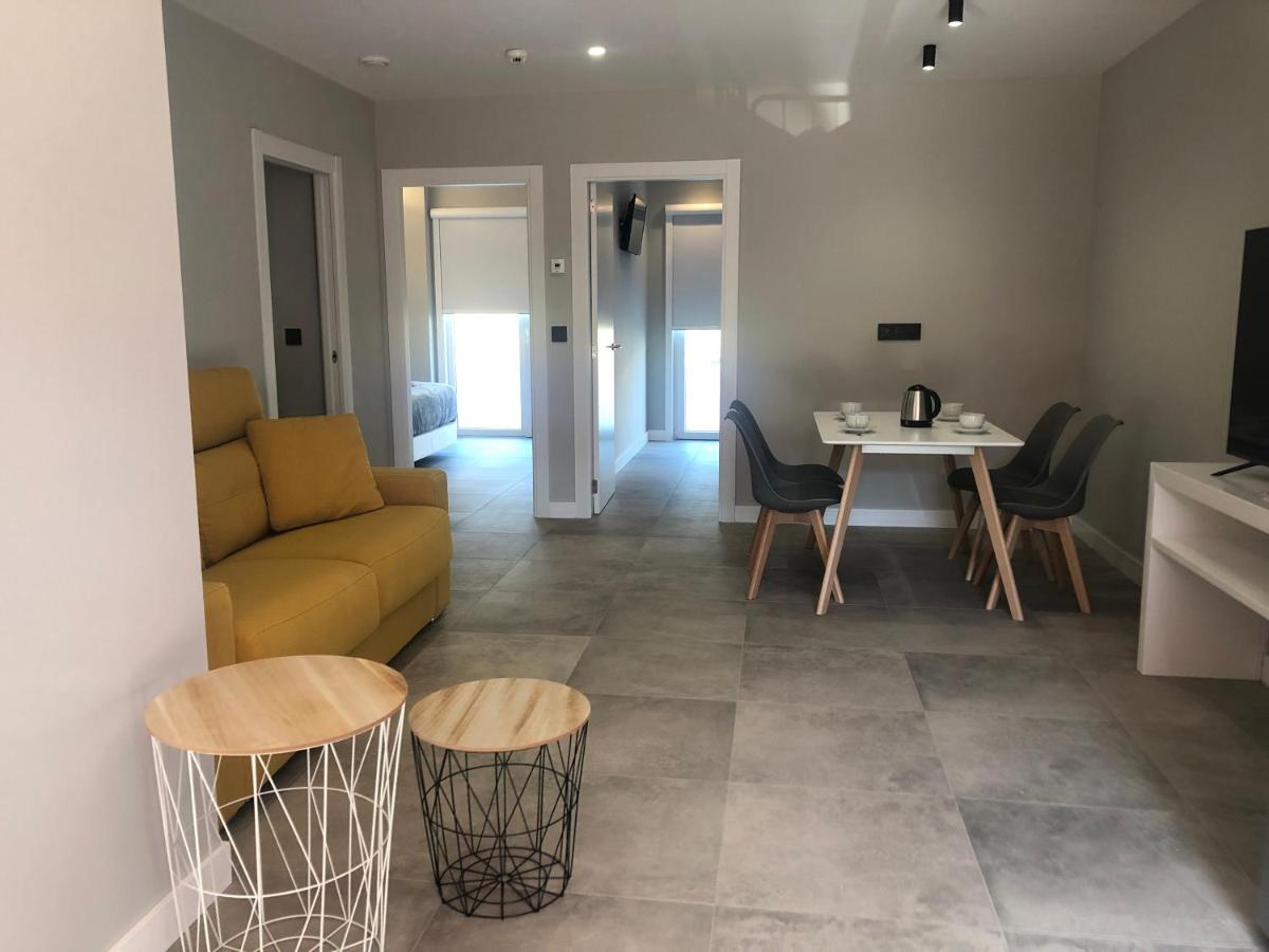 Aparthotel Ría de Lires - Housity