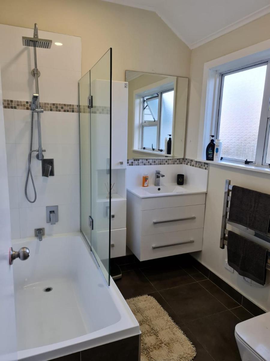 Suitetrails - Hidden Gem and Entire Bungalow in Central hutt