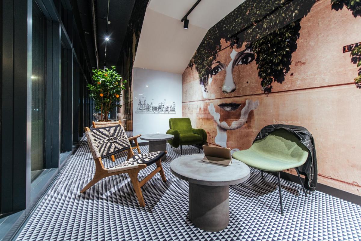 Suitetrails - ibis budget Rouen Centre Rive Gauche