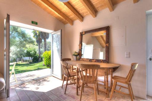 Casa De Mondo - Housity