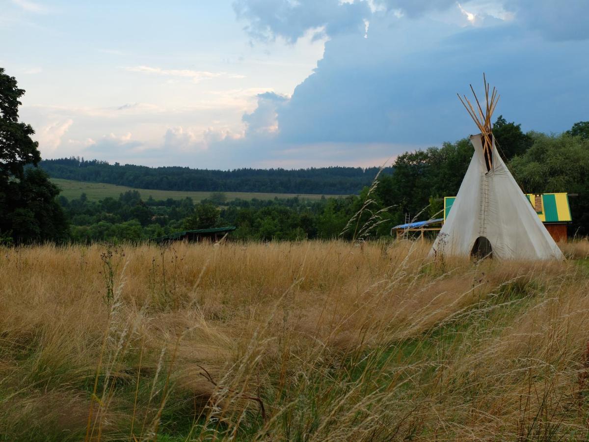 Glamping ?wiecie Nasz - Housity