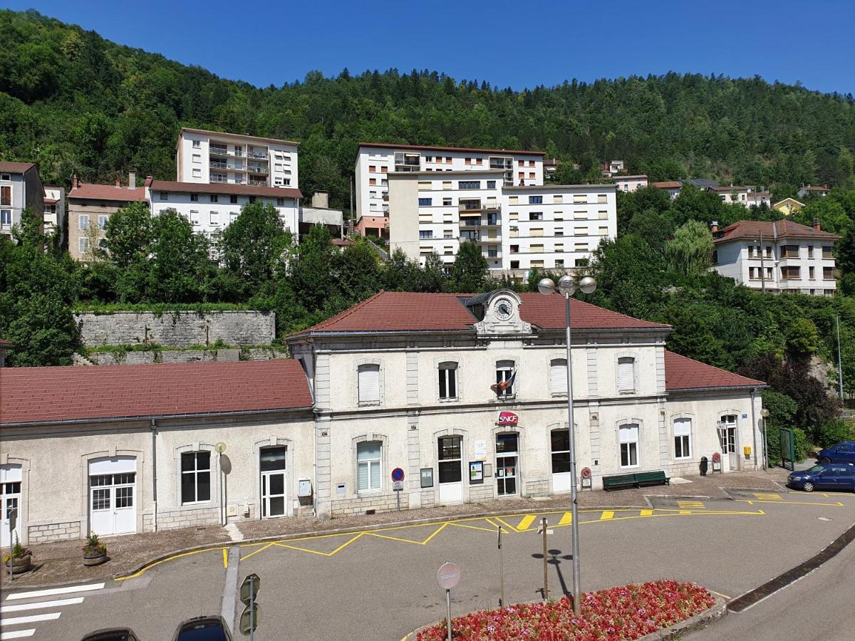 Jura Hotel Restaurant Le Panoramic - Housity