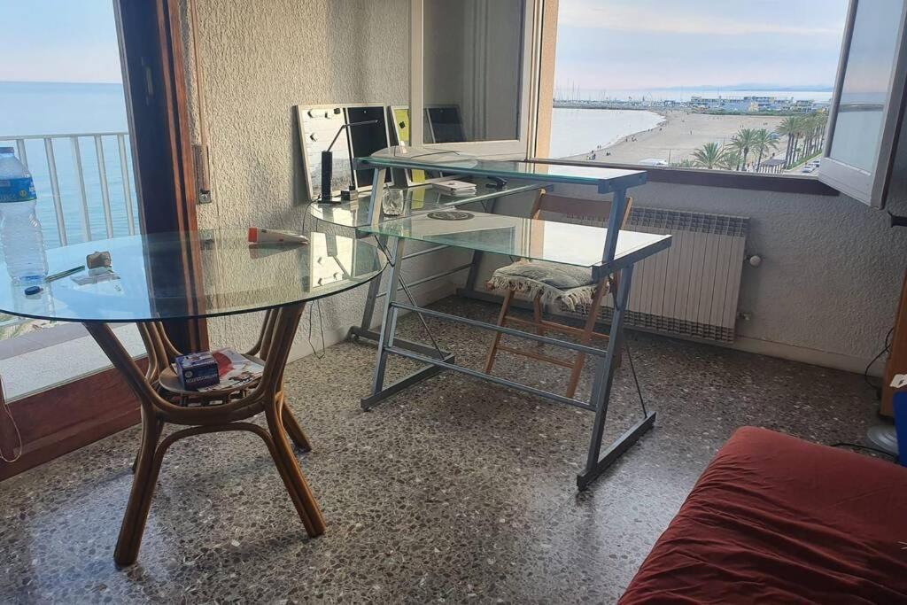 Suitetrails - Primera línea de mar, 6o piso amplio y piscina comunitaria