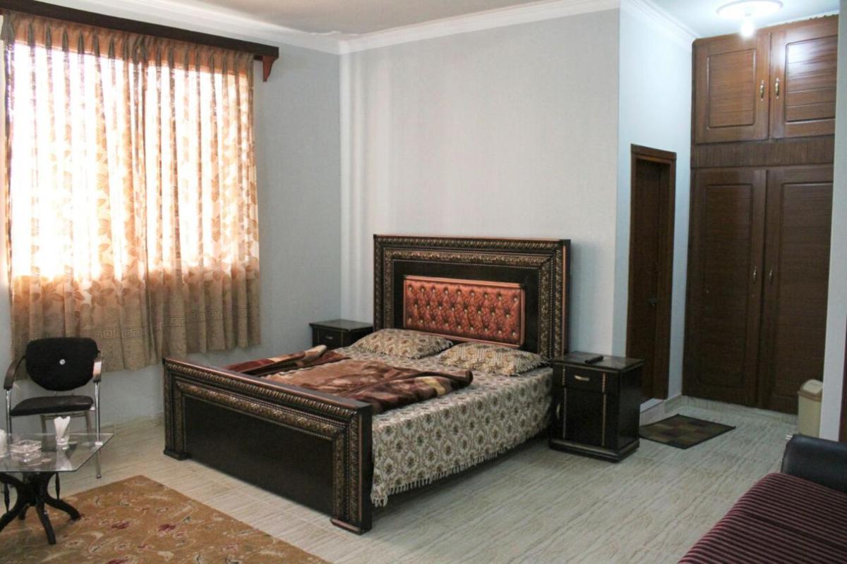 Tulip Guest House - Housity
